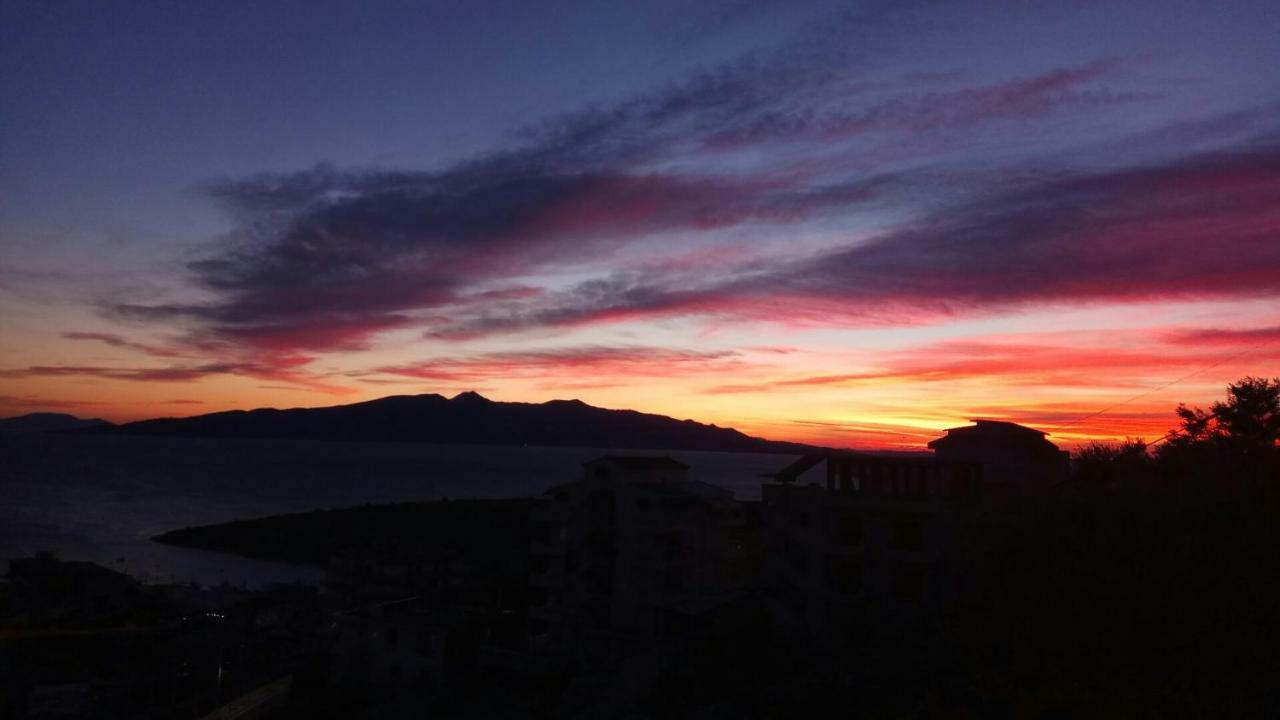 Aris Apartment Sarande Exterior photo